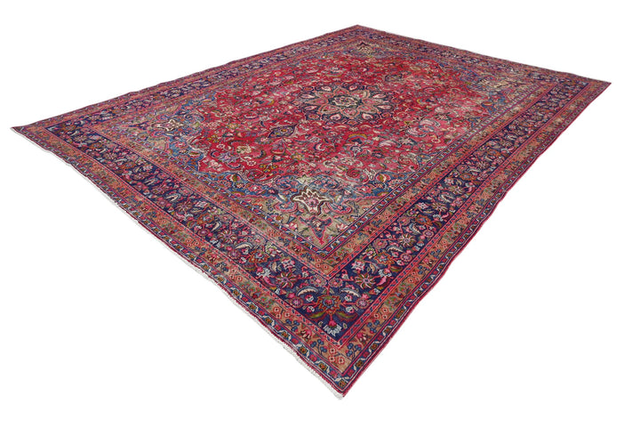 red Oversized rug 9' 7" x 12' 6"