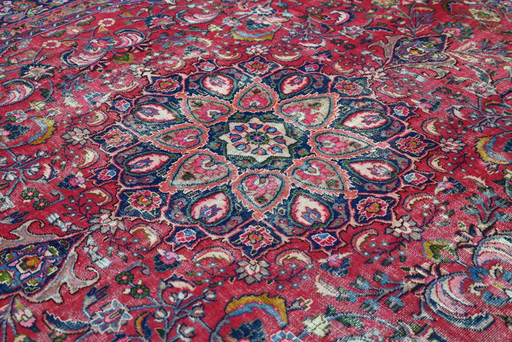 red Oversized rug 9' 7" x 12' 6"