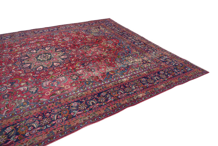 red Oversized rug 9' 7" x 12' 6"