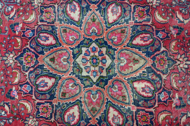 red Oversized rug 9' 7" x 12' 6"