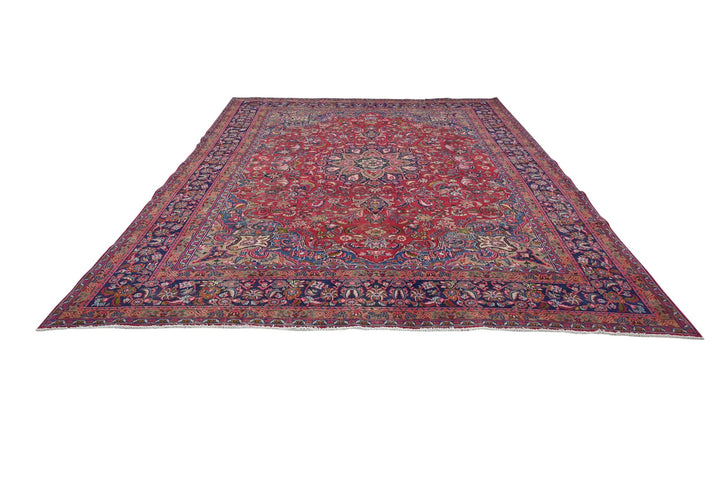 red Oversized rug 9' 7" x 12' 6"