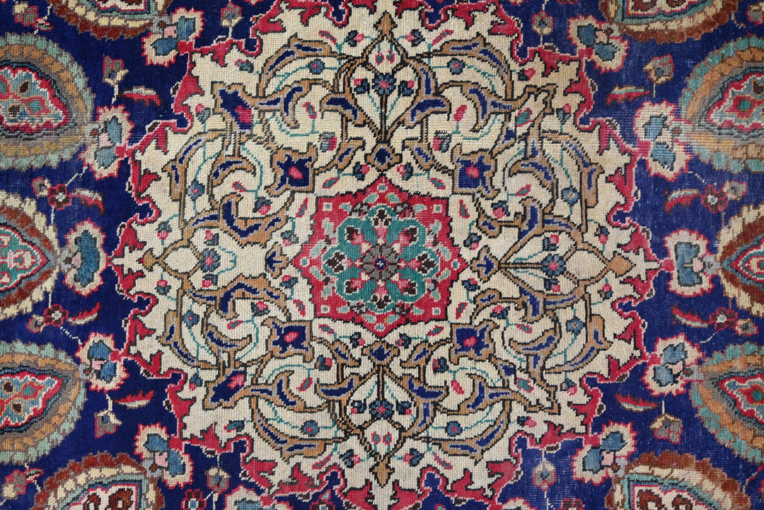blue Oversized rug 9' 7" x 13' 0"