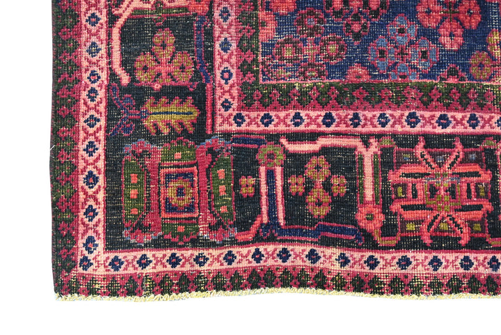 red Large rug 7' 7" x 10' 9"