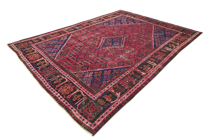 red Large rug 7' 7" x 10' 9"