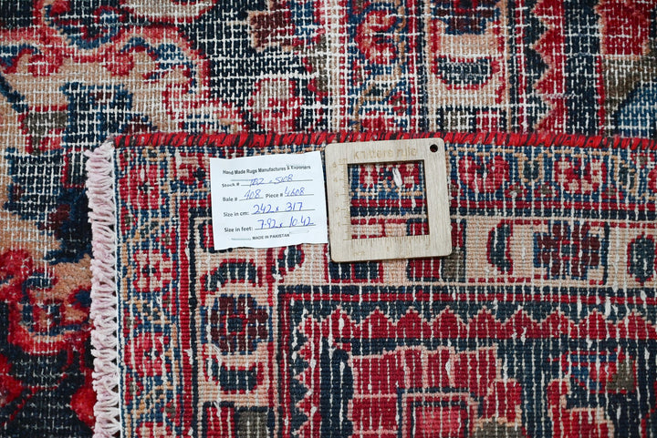 red Large rug 7' 11" x 10' 5"