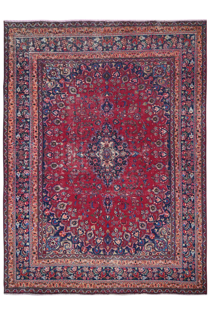 red Large rug 7' 9" x 10' 6"
