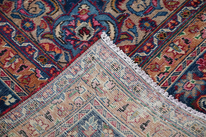 red Large rug 7' 9" x 10' 6"