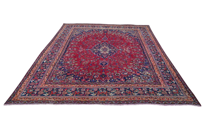 red Large rug 7' 9" x 10' 6"