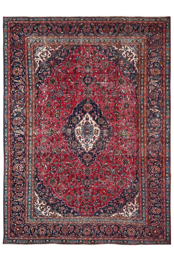 red Large rug 7' 9" x 10' 6"