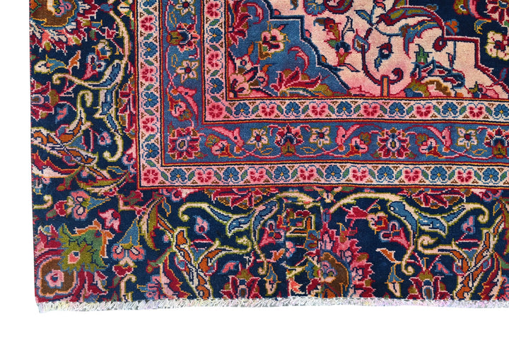 red Large rug 8' 0" x 11' 3"