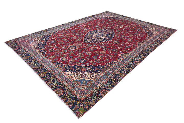 red Large rug 8' 0" x 11' 3"
