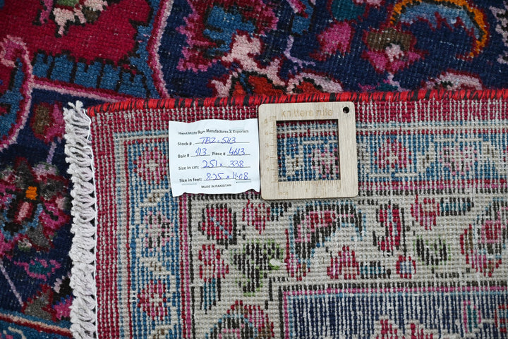 red Large rug 8' 3" x 11' 1"