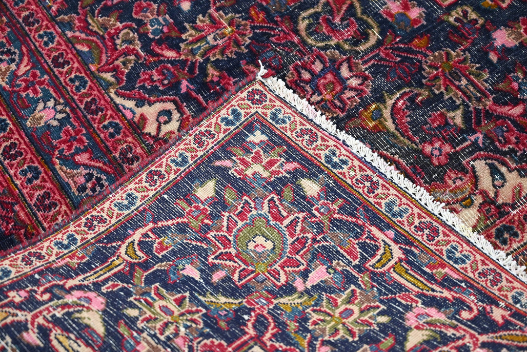 red Oversized rug 8' 9" x 12' 0"