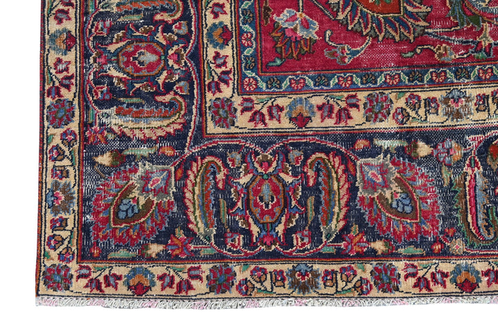 red Oversized rug 9' 3" x 12' 2"