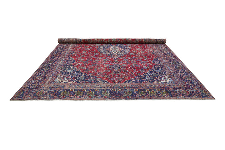 red Oversized rug 9' 1" x 12' 0"