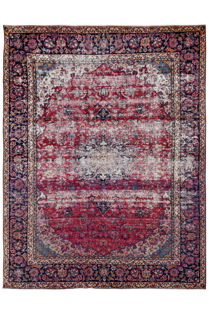 red Oversized rug 9' 1" x 11' 10"
