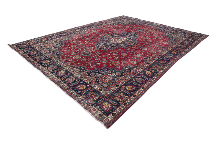 red Oversized rug 9' 6" x 12' 6"
