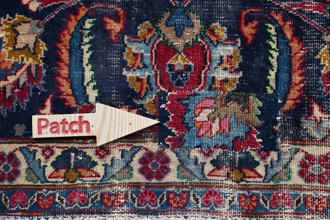 red Oversized rug 9' 6" x 12' 6"