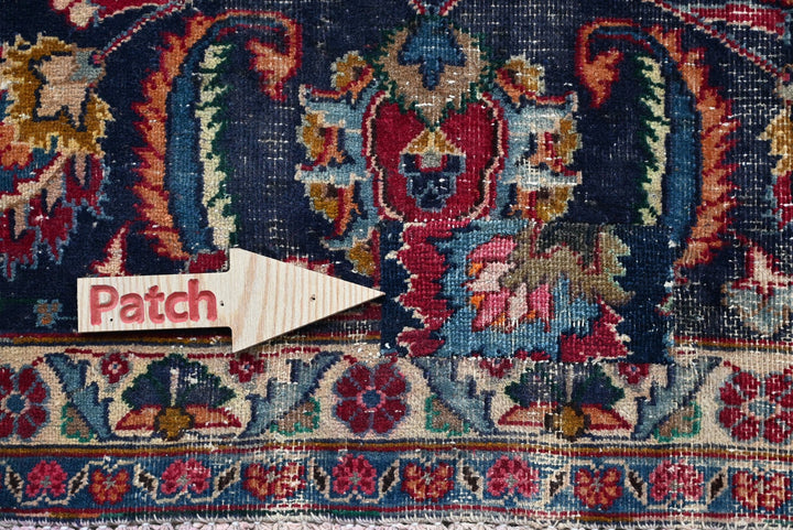 red Oversized rug 9' 6" x 12' 6"