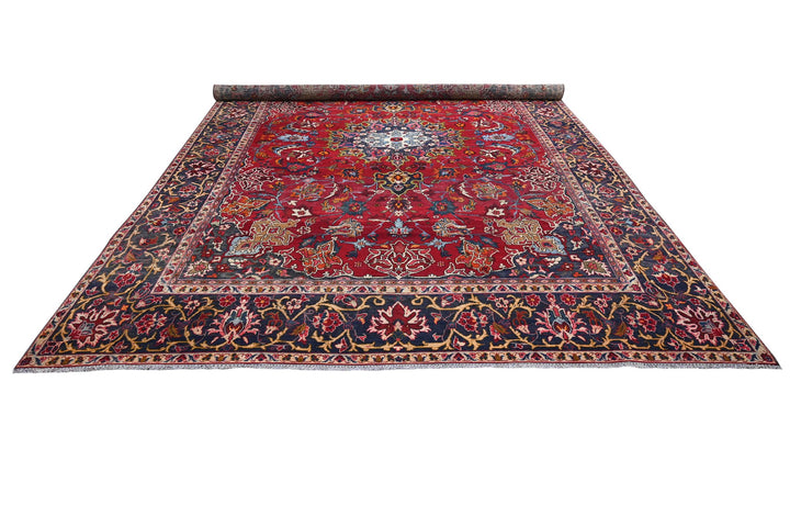 red Oversized rug 8' 4" x 12' 2"
