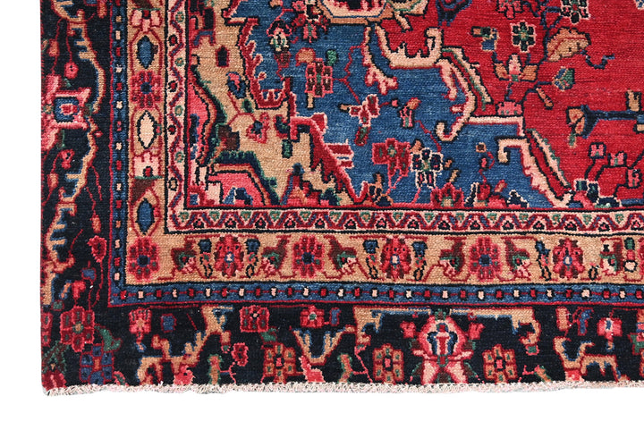 red Oversized rug 9' 6" x 12' 8"