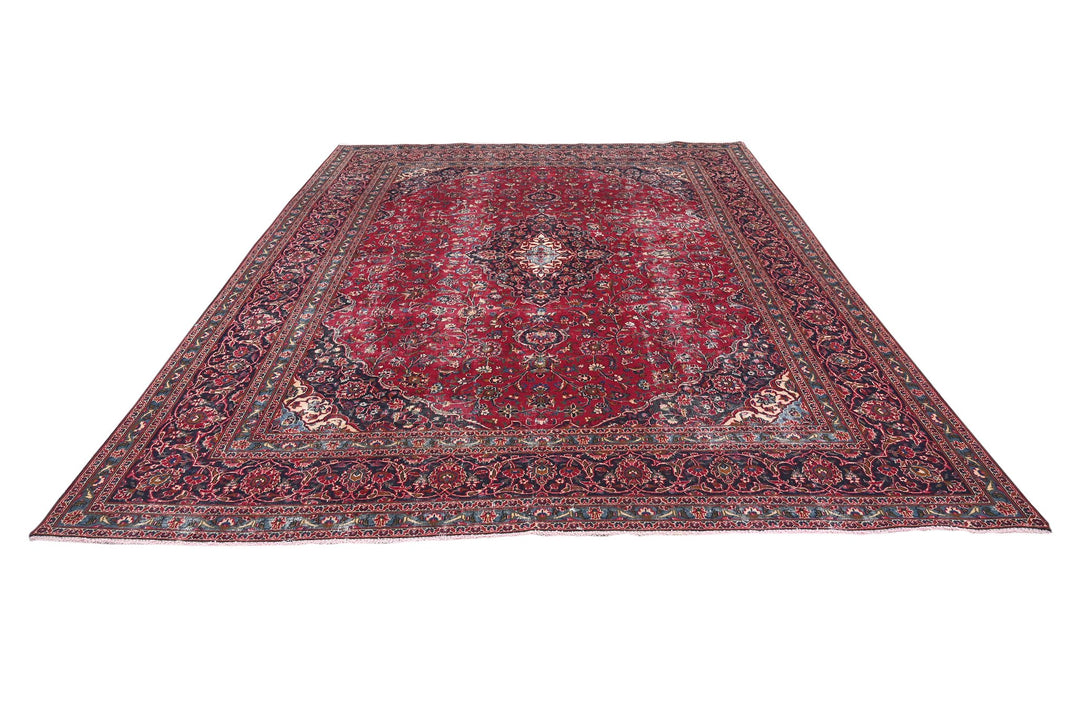 red Oversized rug 9' 8" x 12' 2"