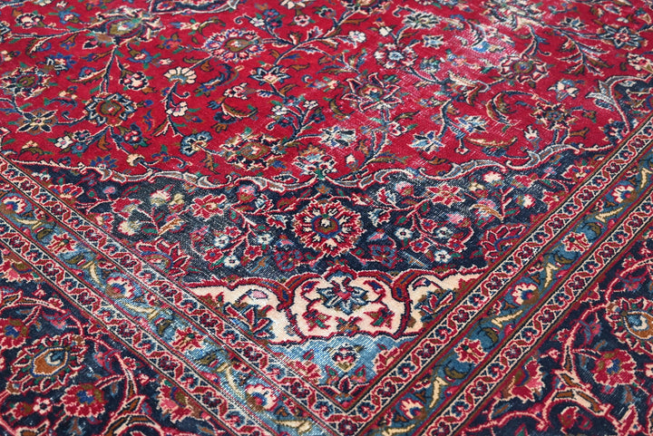 red Oversized rug 9' 8" x 12' 2"