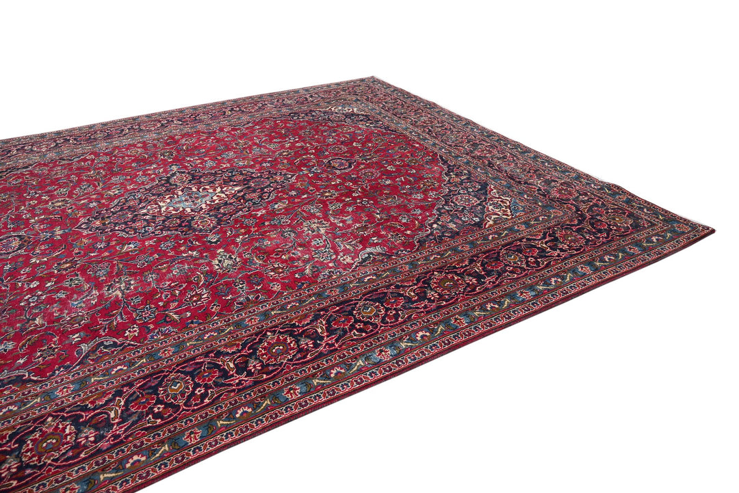 red Oversized rug 9' 8" x 12' 2"