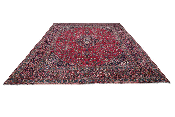 red Oversized rug 9' 8" x 12' 2"