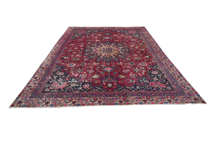 red Oversized rug 8' 8" x 11' 7"