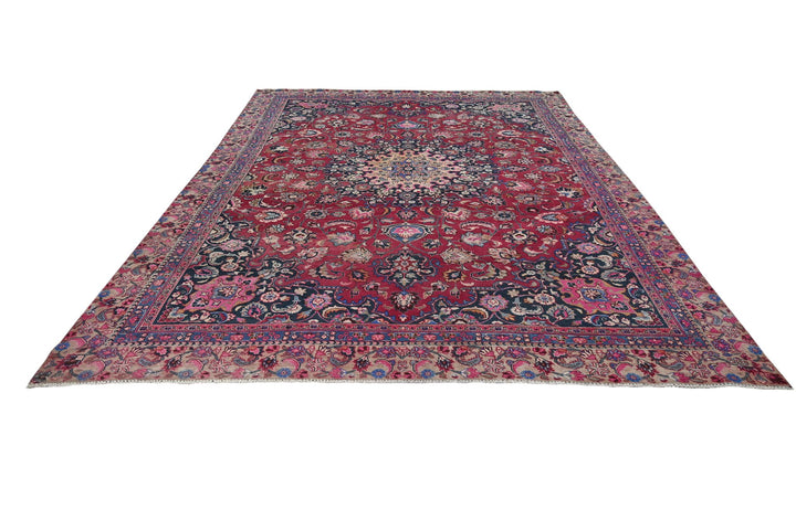 red Oversized rug 8' 8" x 11' 7"