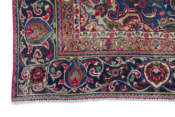 red Oversized rug 9' 4" x 11' 8"
