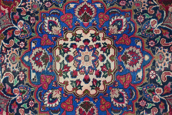 red Oversized rug 9' 4" x 11' 8"