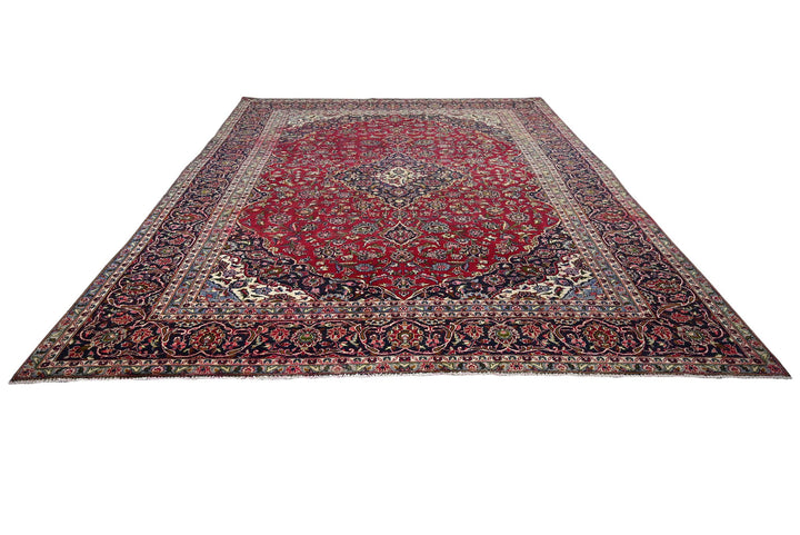red Oversized rug 9' 6" x 11' 10"
