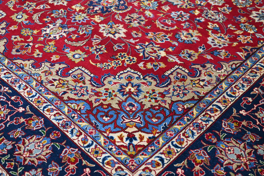 red Oversized rug 8' 5" x 12' 0"