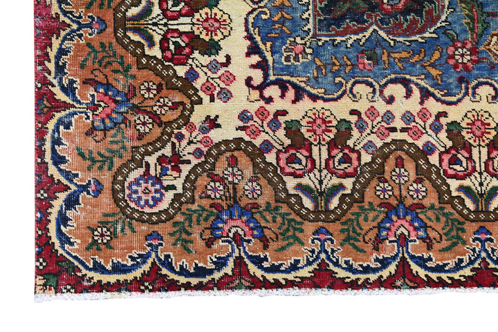 red Oversized rug 9' 5" x 12' 7"