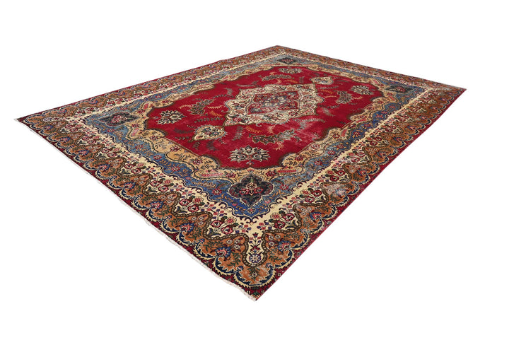 red Oversized rug 9' 5" x 12' 7"
