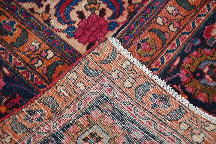 red Oversized rug 9' 9" x 13' 1"