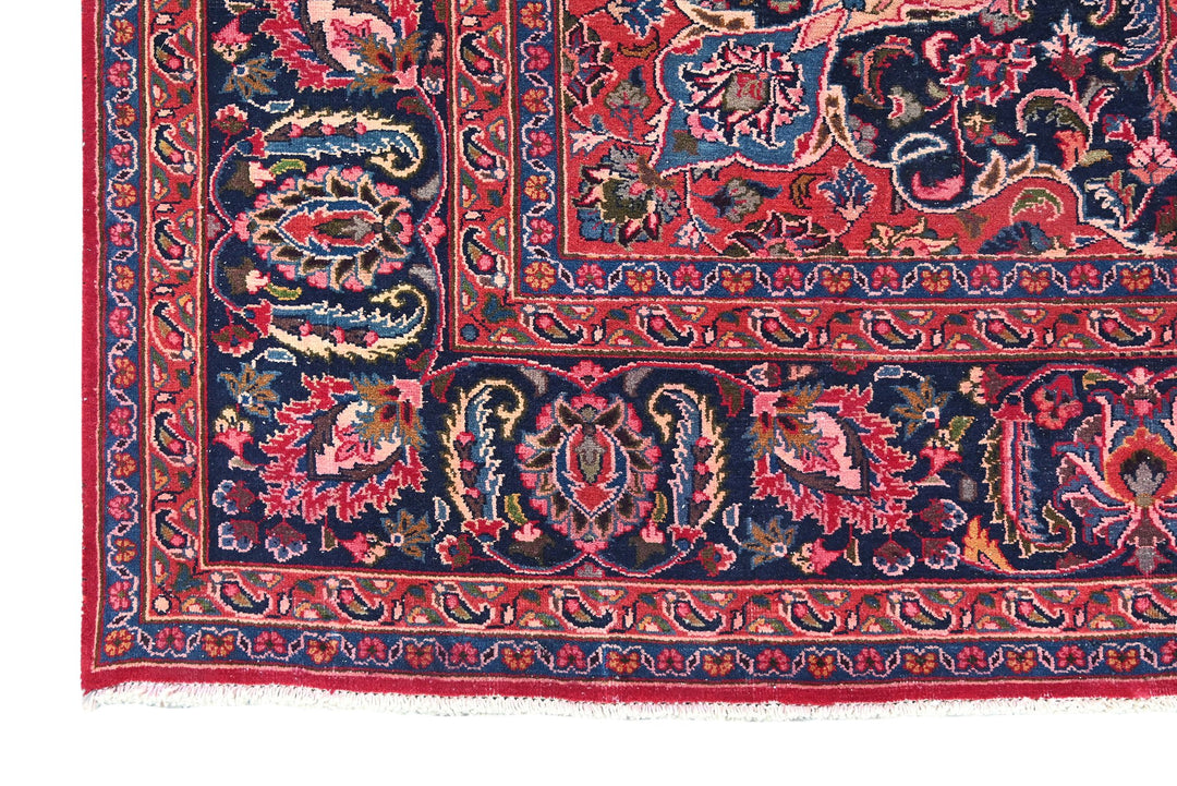 red Oversized rug 9' 8" x 12' 3"