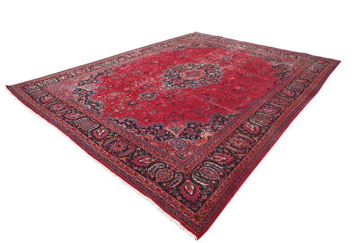 red Oversized rug 9' 8" x 12' 3"