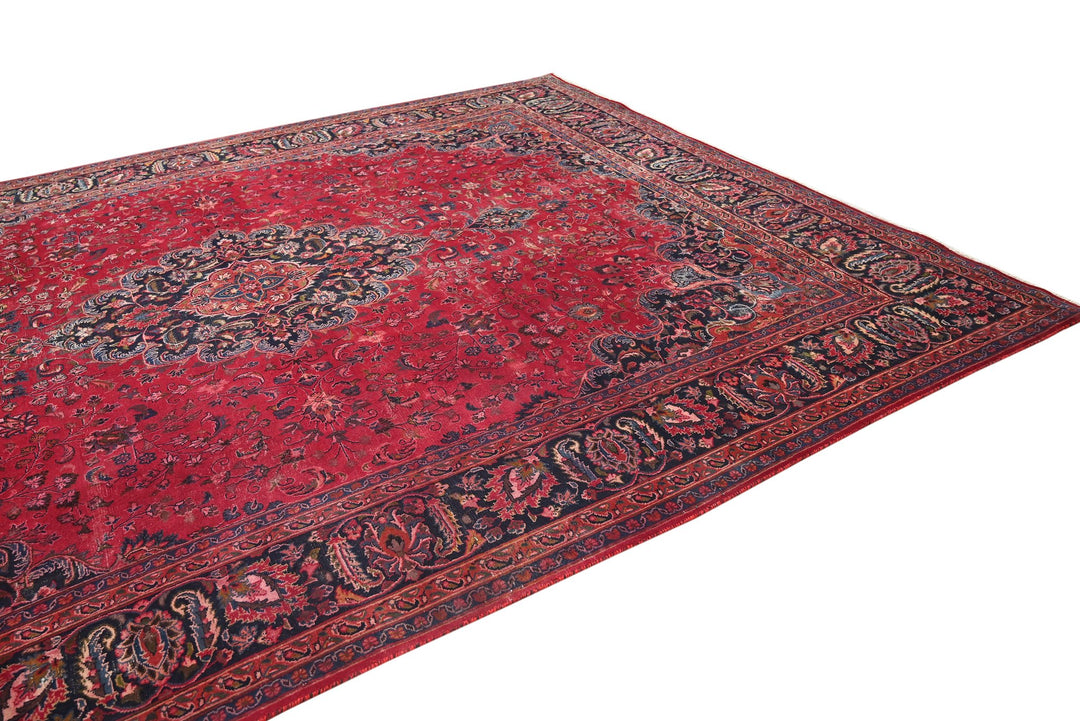 red Oversized rug 9' 8" x 12' 3"