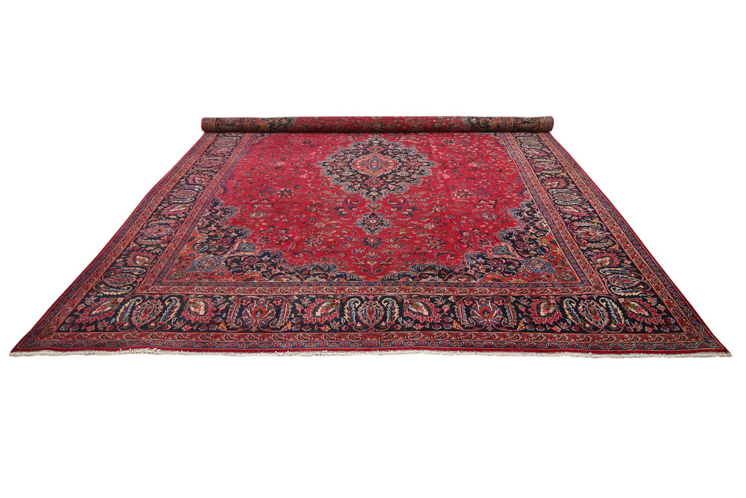 red Oversized rug 9' 8" x 12' 3"