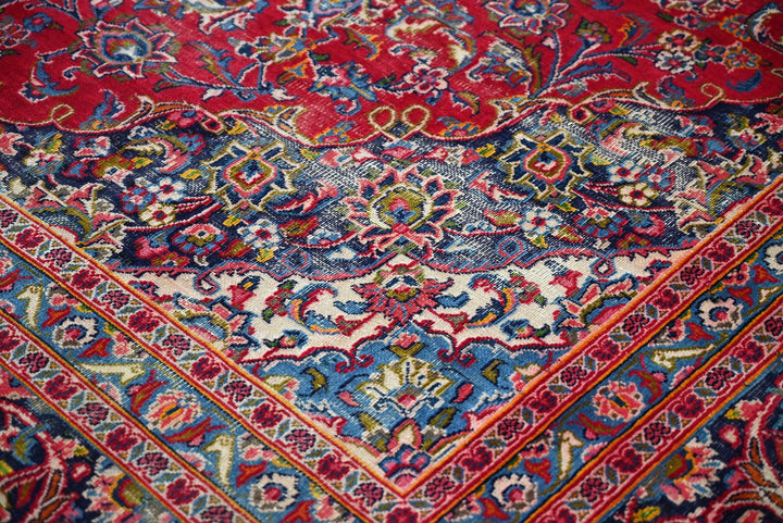 red Oversized rug 9' 6" x 12' 11"