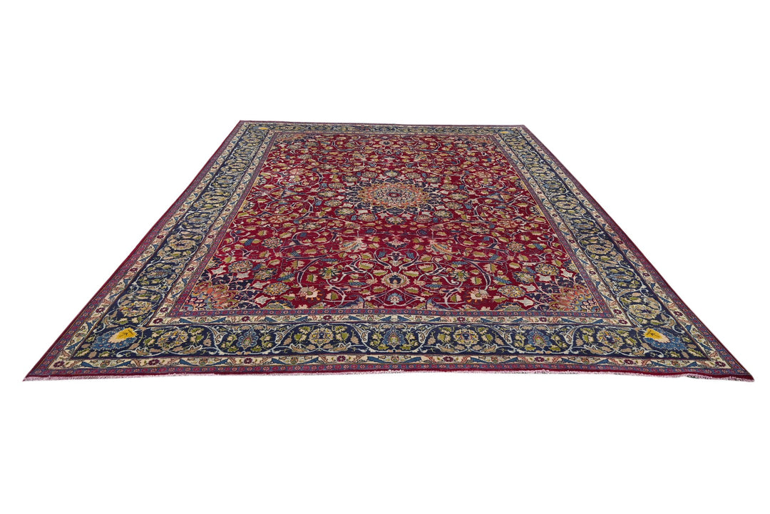red Oversized rug 9' 7" x 12' 1"