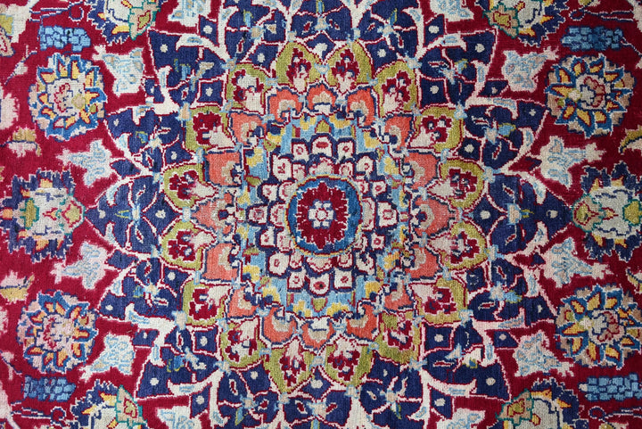 red Oversized rug 9' 7" x 12' 1"
