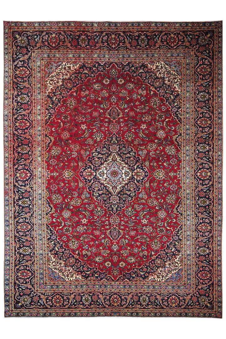 red Oversized rug 9' 3" x 12' 7"