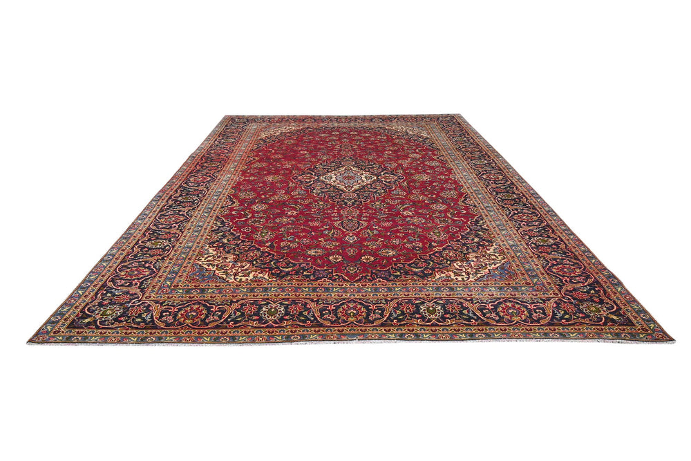 red Oversized rug 9' 3" x 12' 7"
