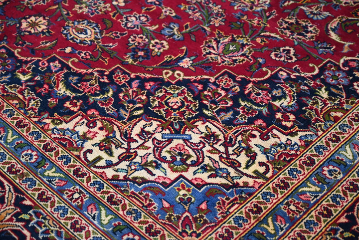 red Oversized rug 9' 3" x 12' 7"