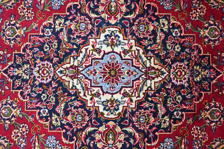 red Oversized rug 9' 3" x 12' 7"