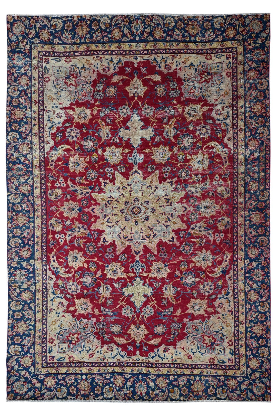 red Oversized rug 8' 8" x 12' 8"